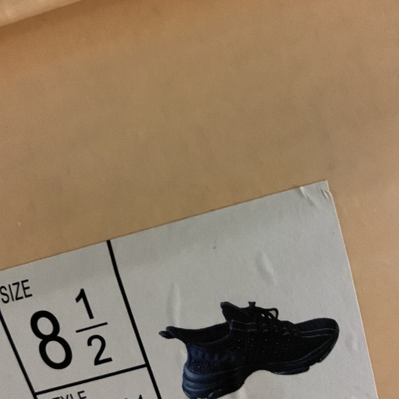 Black Rhinestone Women’s Sneakers 8.5 - Picture 13 of 13